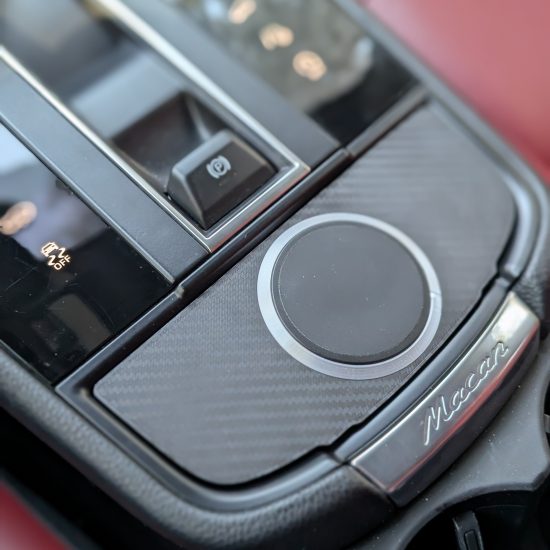 Wireless Charging Pad for Porsche Macan 2022-2026 (Gas)